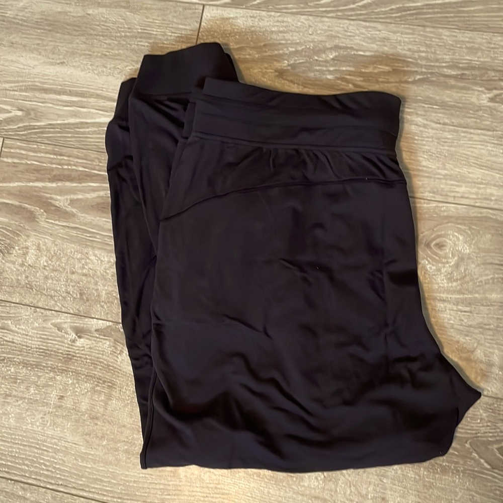 TWO Lululemon Joggers Plus size 20